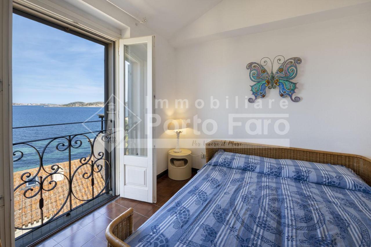 4 Faro - Attico Sul Faro Di Porto Faro Villa Палау Екстериор снимка