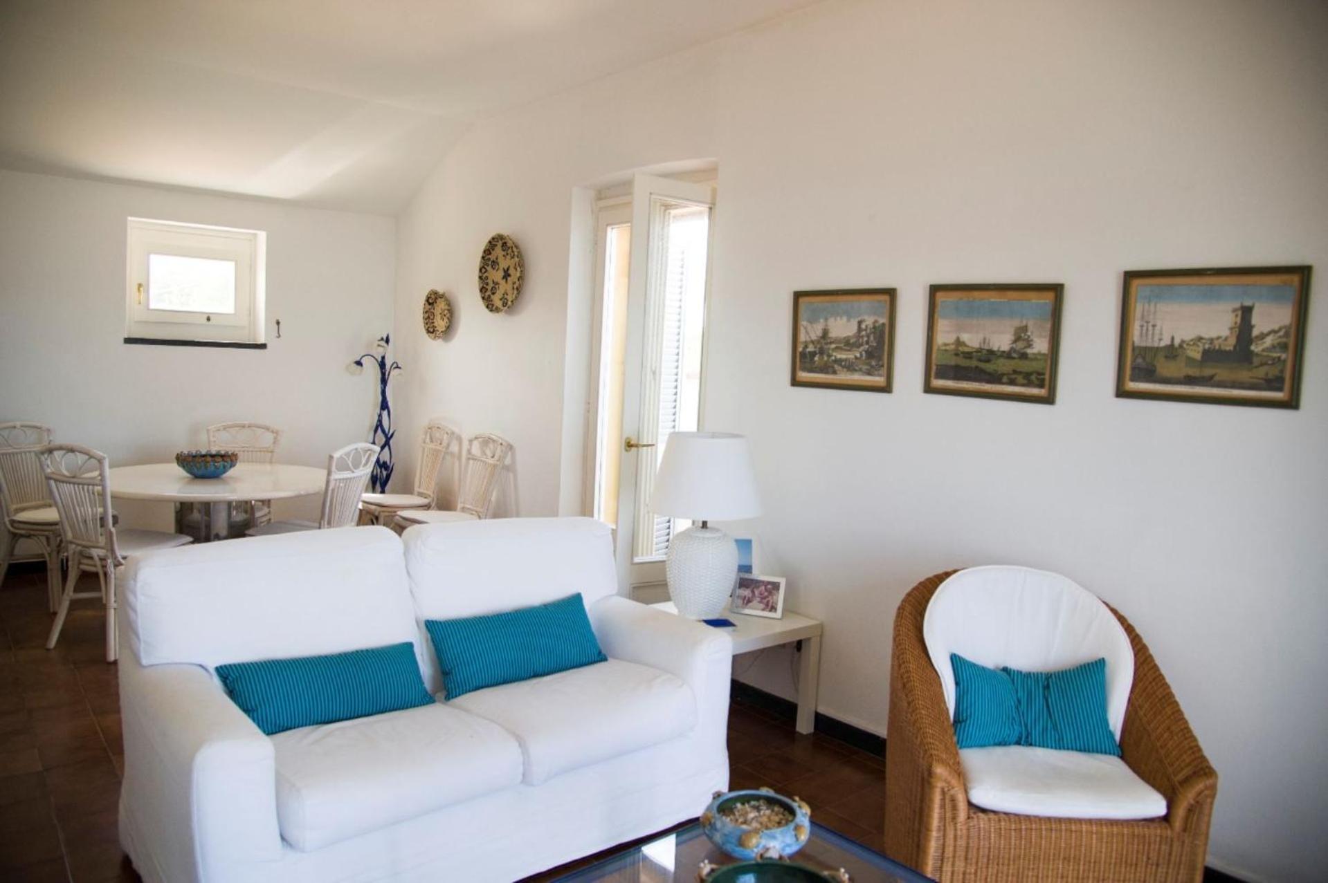4 Faro - Attico Sul Faro Di Porto Faro Villa Палау Стая снимка