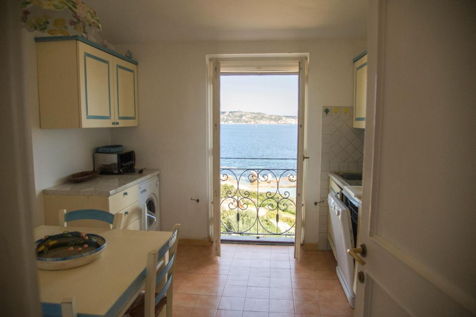 4 Faro - Attico Sul Faro Di Porto Faro Villa Палау Стая снимка