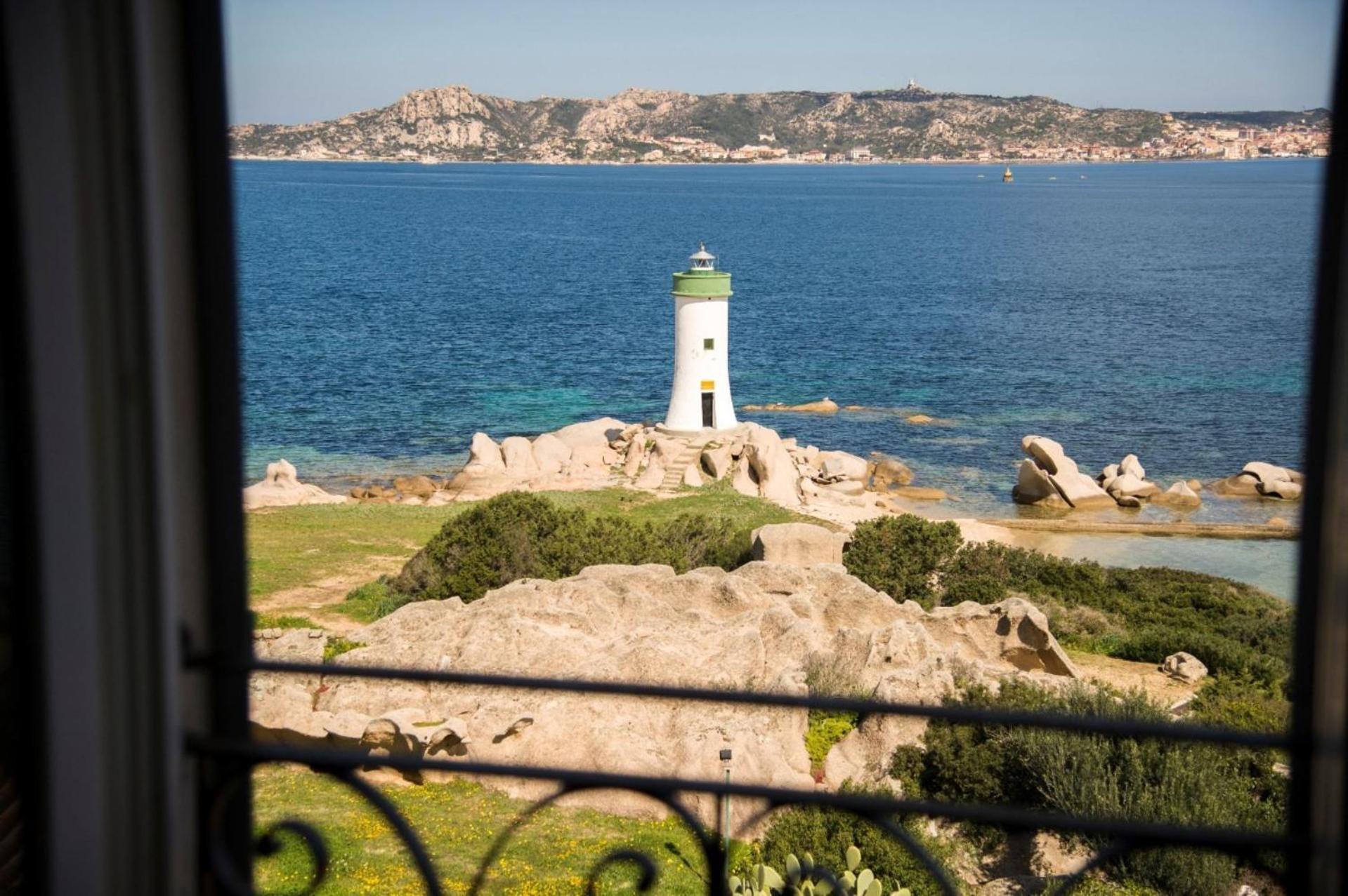 4 Faro - Attico Sul Faro Di Porto Faro Villa Палау Стая снимка